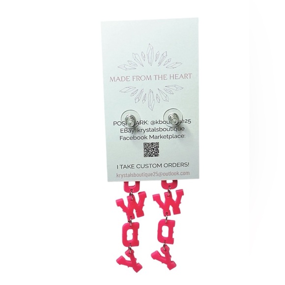 Hot Pink Heart HOWDY Cascading Dangling Acrylic Earrings Dolly Parton - Picture 9 of 9